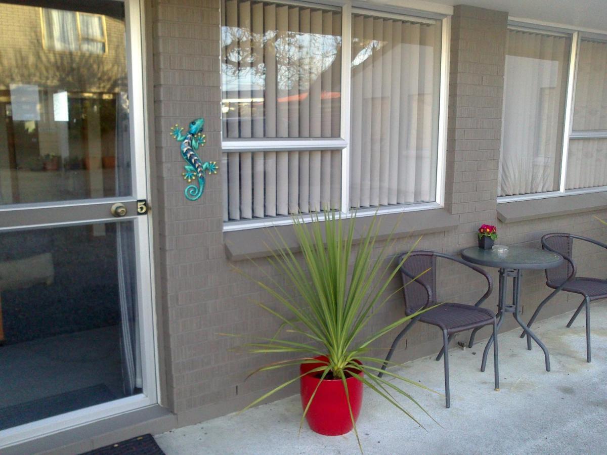 Almond Court Motel Alexandra Exterior foto